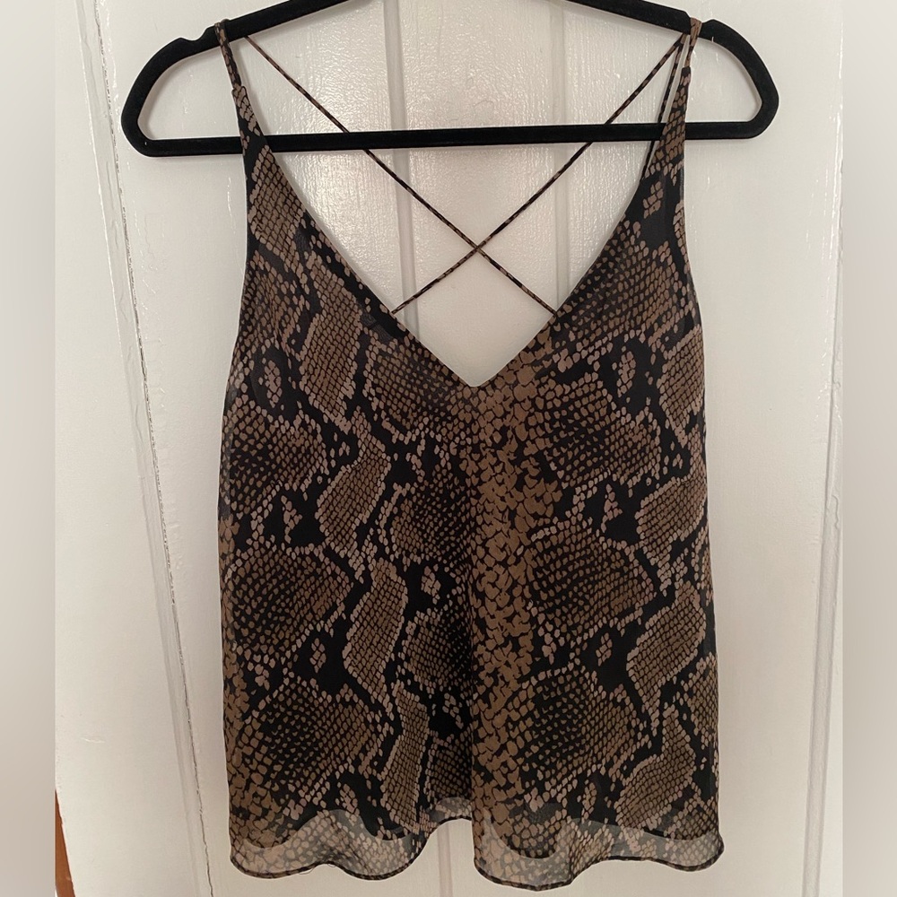 NWT! Snake skin like printed silky tank